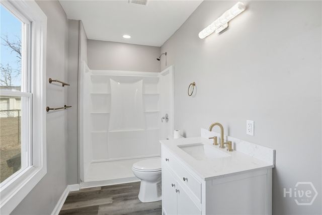 118 King Street, Savannah, GA 31408