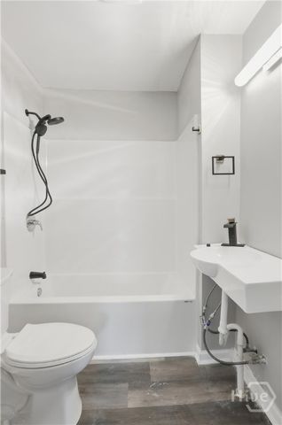 118 King Street, Savannah, GA 31408