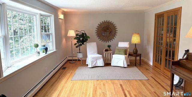 10 Hampshire Lane, Simsbury, CT 06070