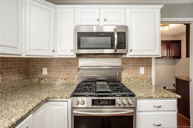 2119 Hollyridge Place, Fayetteville, NC 28304