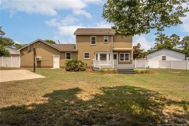 2119 Hollyridge Place, Fayetteville, NC 28304