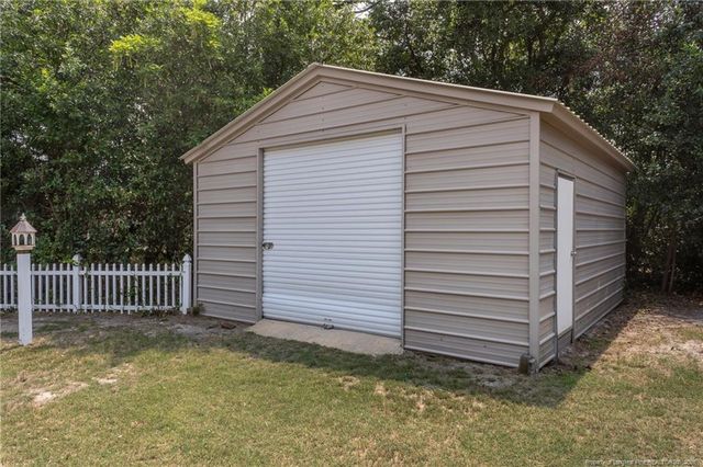 2119 Hollyridge Place, Fayetteville, NC 28304