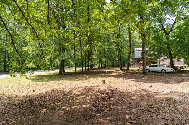 8116 Hixson Springs Road, Signal Mountain, TN 37377