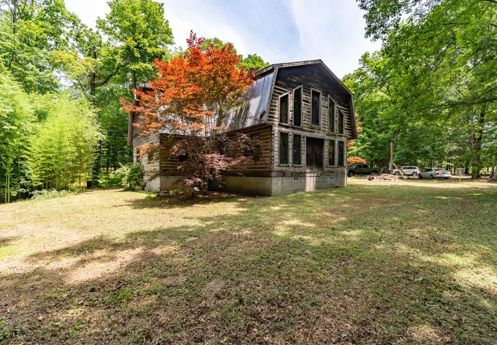 8116 Hixson Springs Road, Signal Mountain, TN 37377