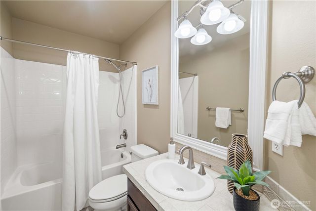 21211 SE 260th Street, Maple Valley, WA 98038