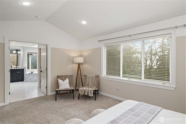 21211 SE 260th Street, Maple Valley, WA 98038