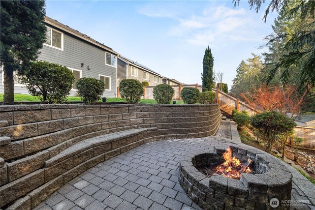 21211 SE 260th Street, Maple Valley, WA 98038