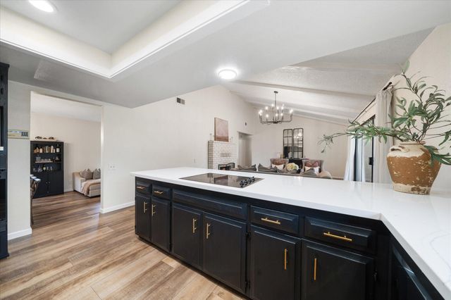8940 Olney Park Drive, Redding, CA 96001