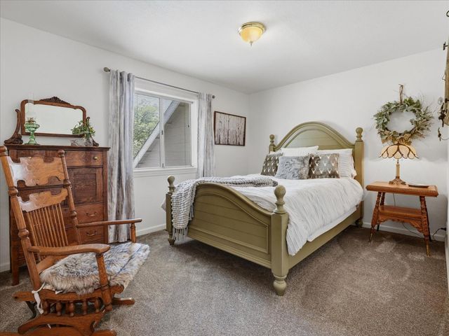 40472 Road 274, Bass Lake, CA 93604