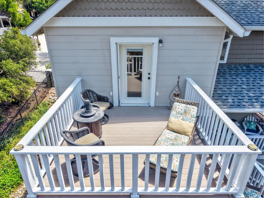 Image 34 of property listing at 40472 Road 274, Bass Lake, CA 93604