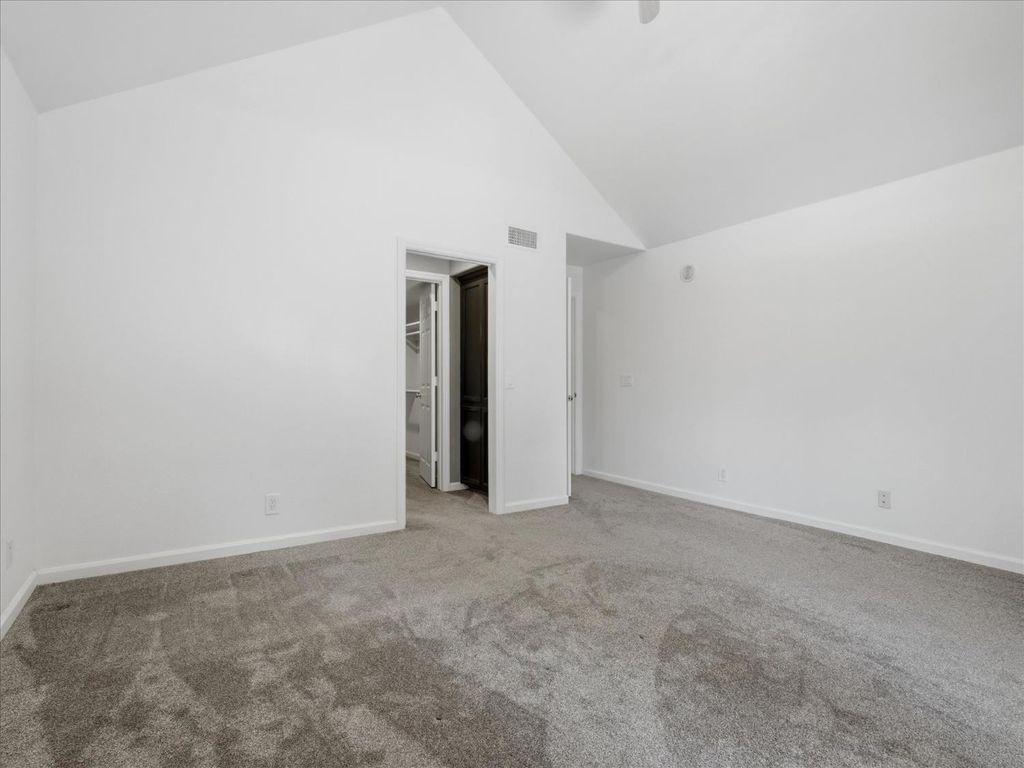 Image 35 of property listing at 40472 Road 274, Bass Lake, CA 93604