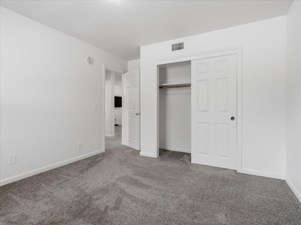 Image 43 of property listing at 40472 Road 274, Bass Lake, CA 93604
