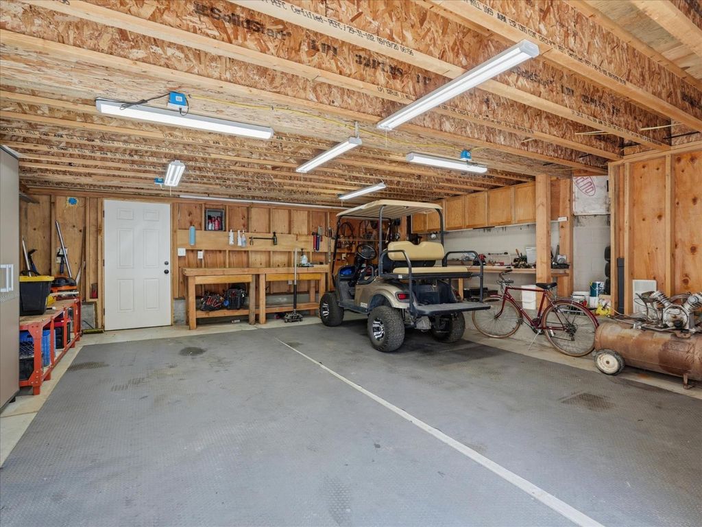 Image 48 of property listing at 40472 Road 274, Bass Lake, CA 93604