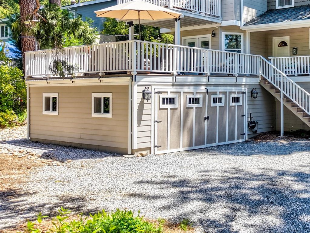 Image 61 of property listing at 40472 Road 274, Bass Lake, CA 93604