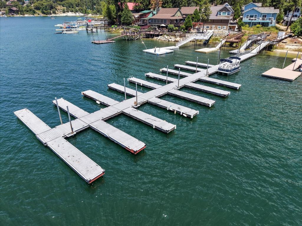 Image 67 of property listing at 40472 Road 274, Bass Lake, CA 93604