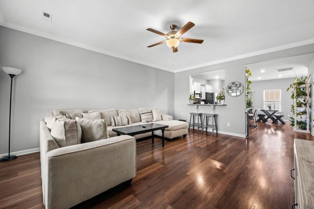 413 Windyhill St, Murfreesboro, TN 37129