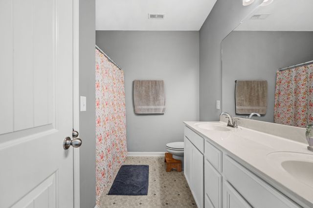413 Windyhill St, Murfreesboro, TN 37129