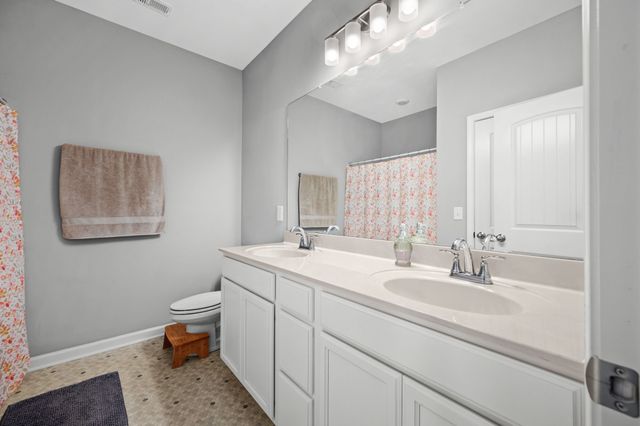 413 Windyhill St, Murfreesboro, TN 37129