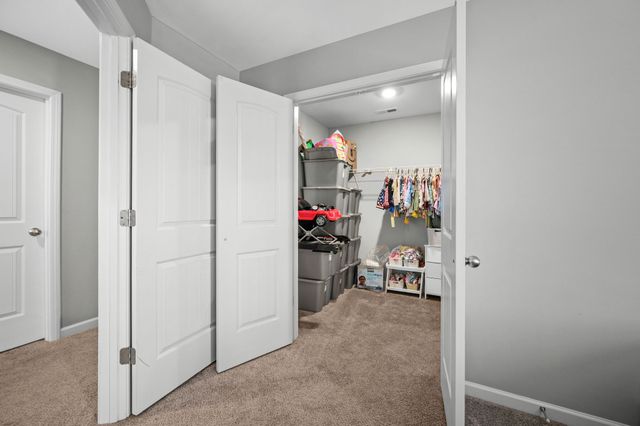 413 Windyhill St, Murfreesboro, TN 37129