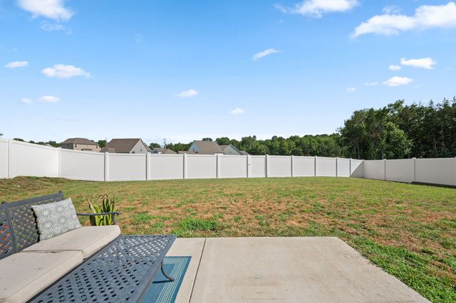 413 Windyhill St, Murfreesboro, TN 37129