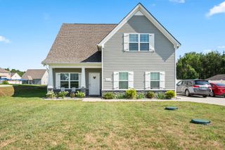 413 Windyhill St, Murfreesboro, TN 37129