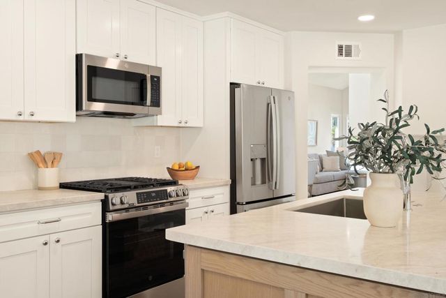 5063 frazee rd, Oceanside, CA 92056