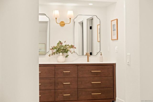 5063 frazee rd, Oceanside, CA 92056