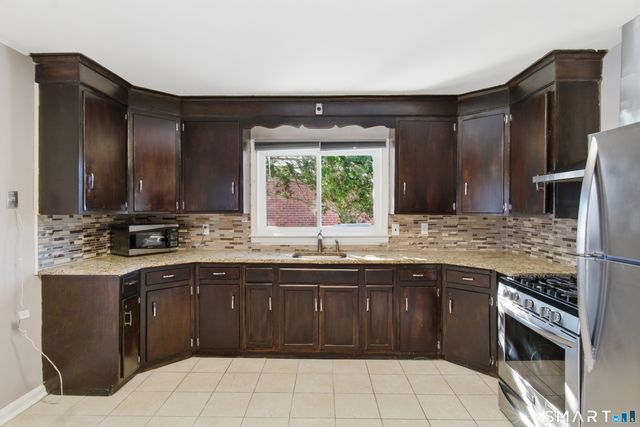 1735 Ella T Grasso Boulevard, New Haven, CT 06511