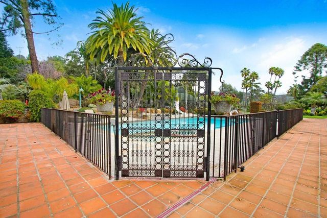 16757 Old Guejito Grade Road, Escondido, CA 92027