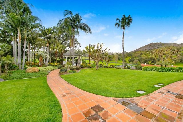 16757 Old Guejito Grade Road, Escondido, CA 92027