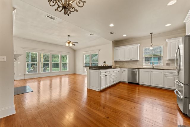 365 S Club Ave, St Gabriel, LA 70776