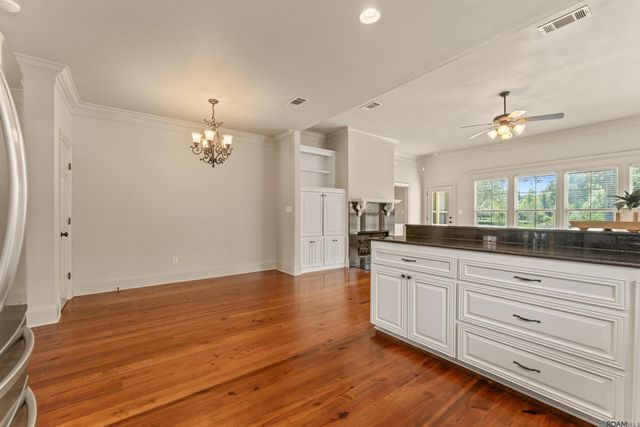 365 S Club Ave, St Gabriel, LA 70776