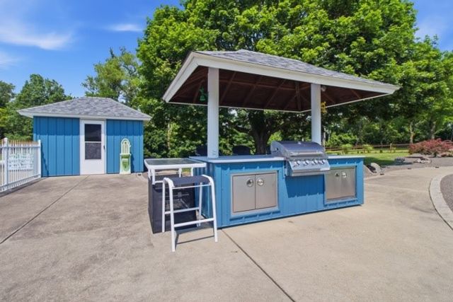 443 Schenley Rd, Gilpin Twp, PA 15656