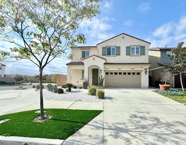 16977 Red Tail, Fontana, CA 92336