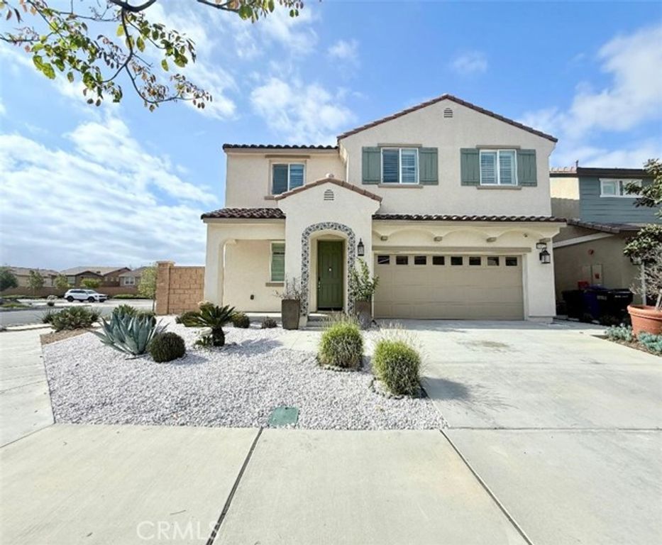 16977 Red Tail, Fontana, CA 92336