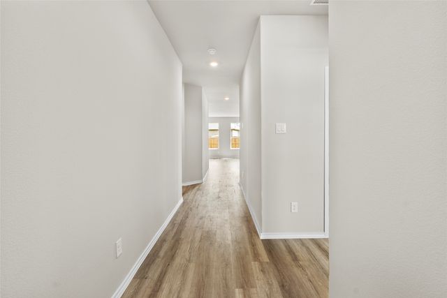 9729 Mcclane Farm Drive, Fort Worth, TX 76036