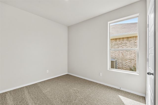 9729 Mcclane Farm Drive, Fort Worth, TX 76036