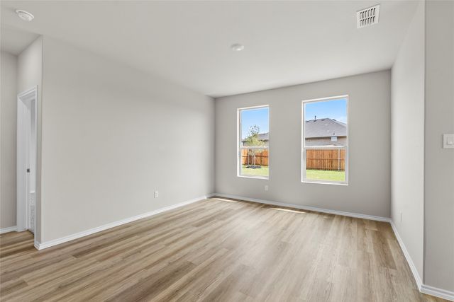 9729 Mcclane Farm Drive, Fort Worth, TX 76036