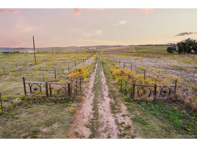 22685 Cow Cir, Ramah, CO 80832