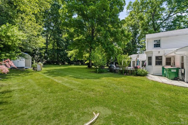 19 Lincoln Road, Putnam Valley, NY 10579