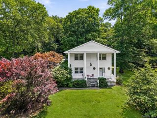 19 Lincoln Road, Putnam Valley, NY 10579