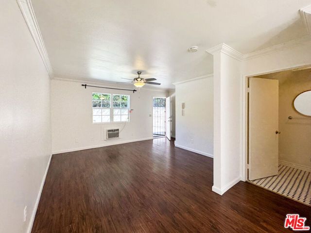 750 Hyperion Avenue 2, Los Angeles, CA 90029