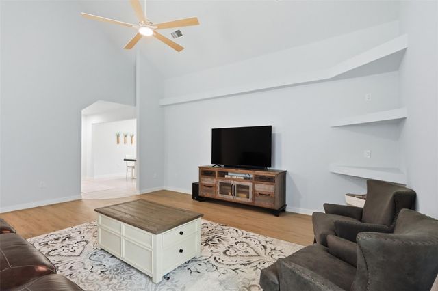 12739 Woodcreek Drive, Willis, TX 77318