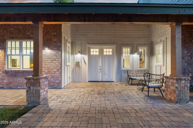 3307 E SELLS Drive, Phoenix, AZ 85018