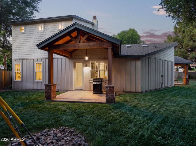 3307 E SELLS Drive, Phoenix, AZ 85018