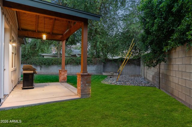 3307 E SELLS Drive, Phoenix, AZ 85018