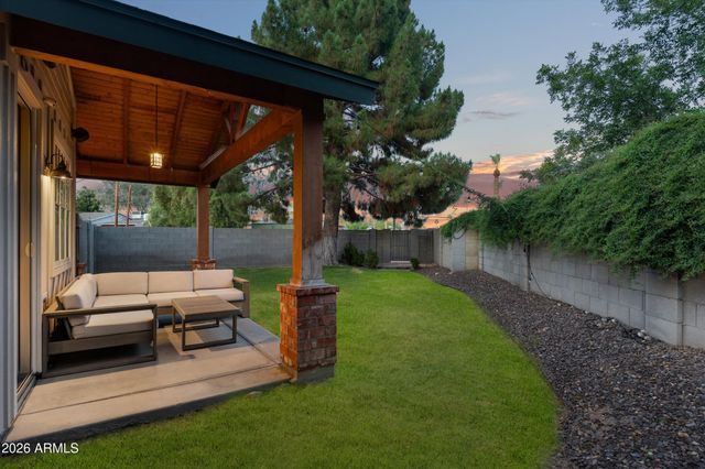 3307 E SELLS Drive, Phoenix, AZ 85018