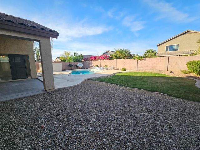 2294 E Cherry Hills Place, Chandler, AZ 85249