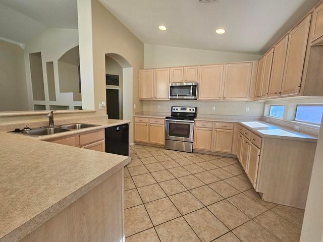 2294 E Cherry Hills Place, Chandler, AZ 85249