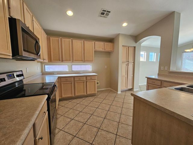 2294 E Cherry Hills Place, Chandler, AZ 85249